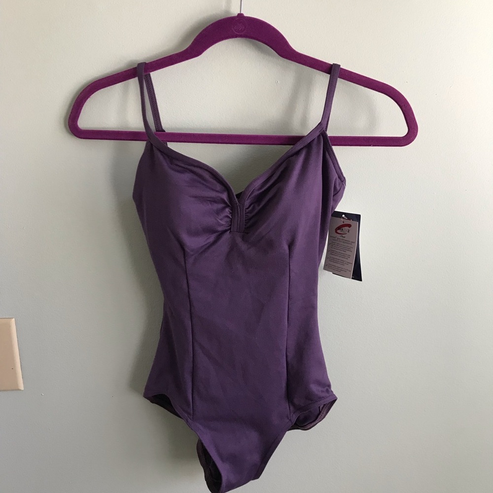 🚫SOLD🚫capezio Purple leotard